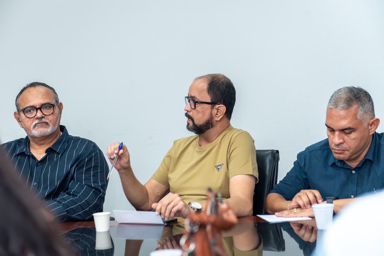 Fábio Mitidieri dialoga com movimentos sociais e recebe apoio à pré-candidatura ao governo de SE