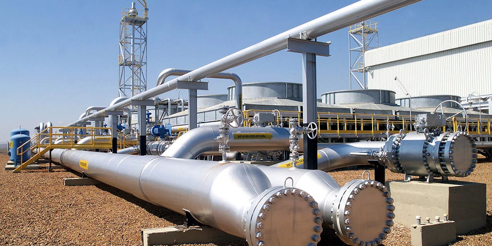 Governo autoriza uso de gasodutos da Petrobras e prevê queda do gás industrial