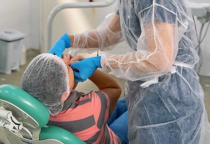 Tomar do Geru distribui próteses e devolve sorrisos à população