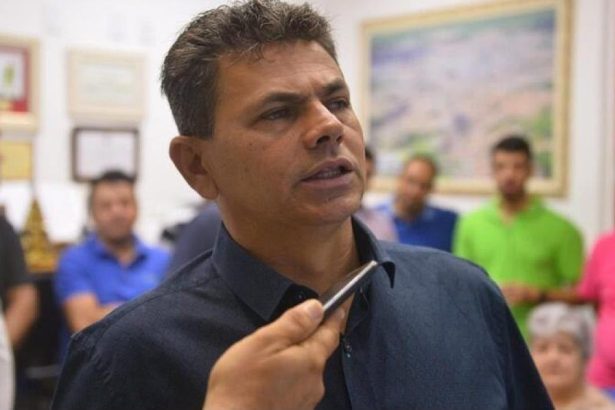 Valmir dos Santos Costa durante entrevista em Sergipe