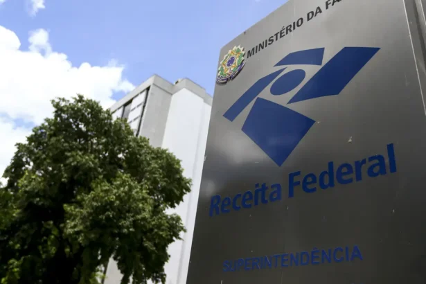 Arrecadação federal cresce 8,97% em julho e bate recorde mensal