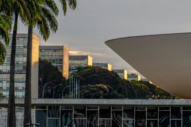 Líder do PT passa mal na Câmara; votações são suspensas
