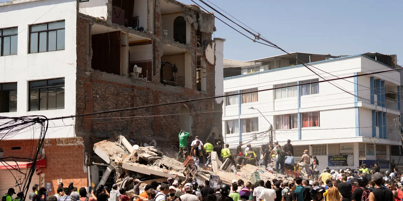 Lula oferece apoio ao povo colombiano após terremoto de 7,4
