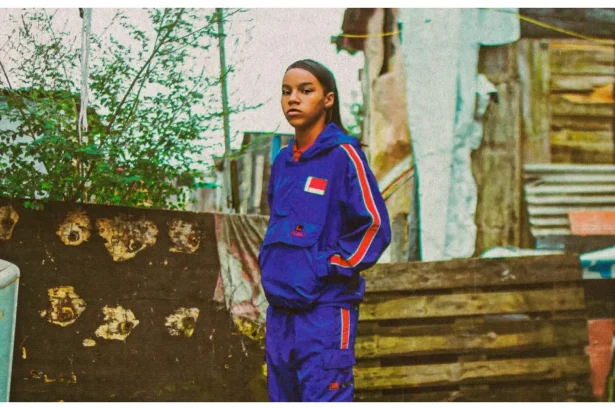 MC Vitória lança primeira parte do álbum e destaca fé e quebrada