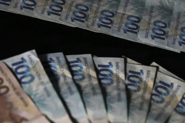 PLOA 2027 prevê R$ 44,8 bilhões para emendas impositivas