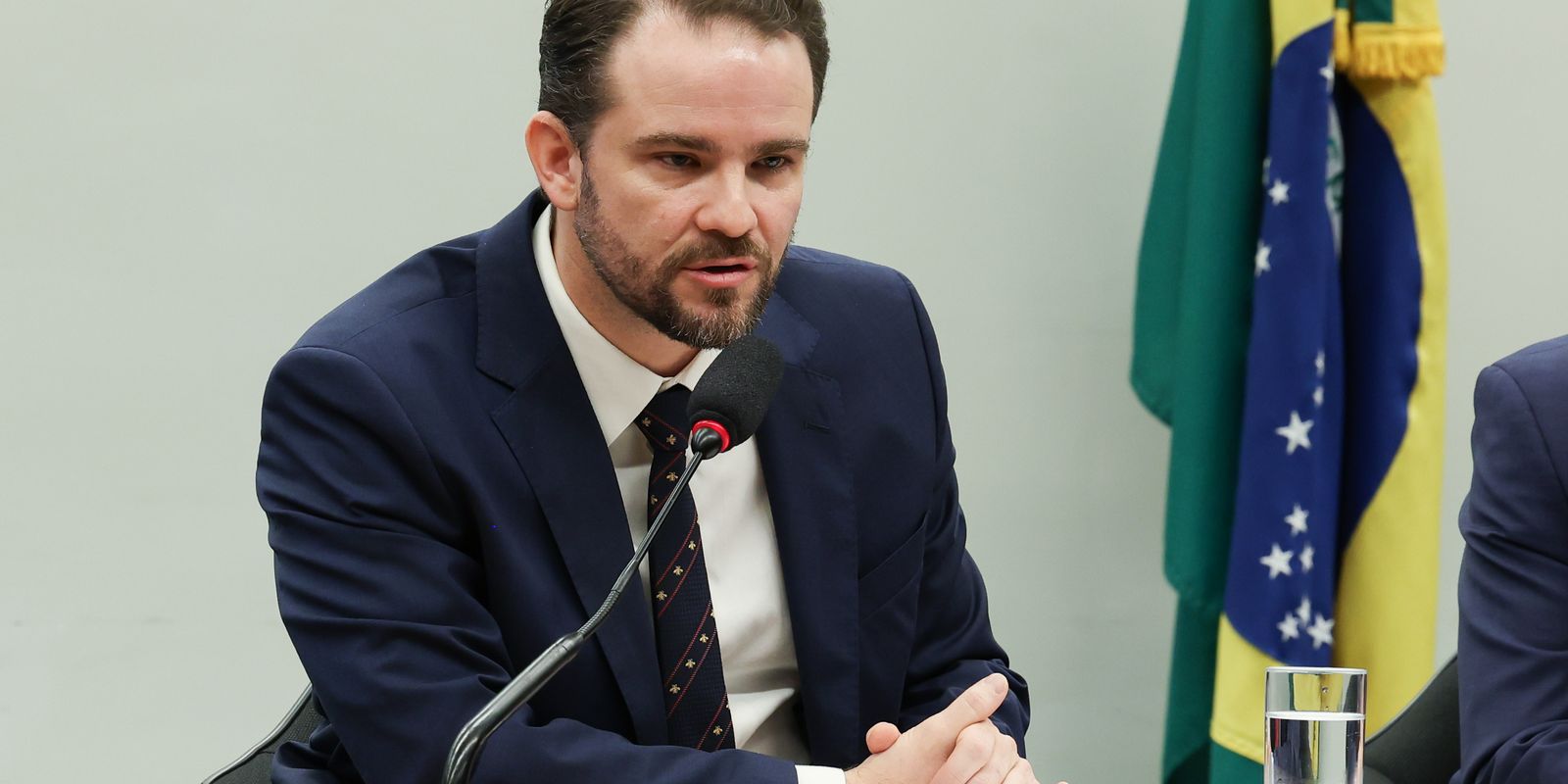 União libera R$ 12,9 bi em empréstimos para cinco estados