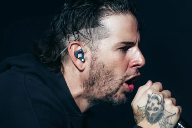 Avenged Sevenfold atrasa show no Rock in Rio e critica negatividade online