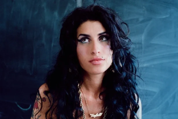 Banda original de Amy e convidadas celebram 20 anos de Back to Black em Londres
