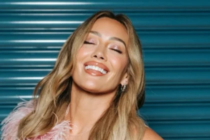 Billboard premia Hilary Duff pela 'Lucky Me Tour' como Melhor Turnê Pop