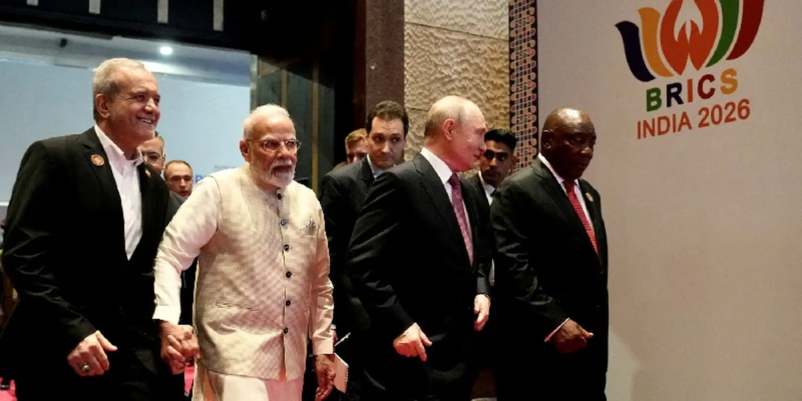 Brics pede ação pela paz no Oriente Médio e critica tarifas unilaterais