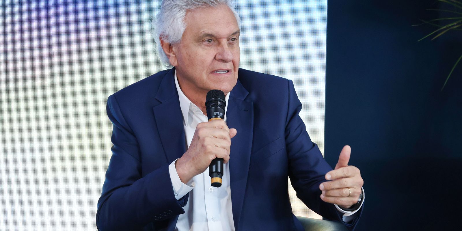 Caiado propõe governo transformador com foco em segurança e crescimento