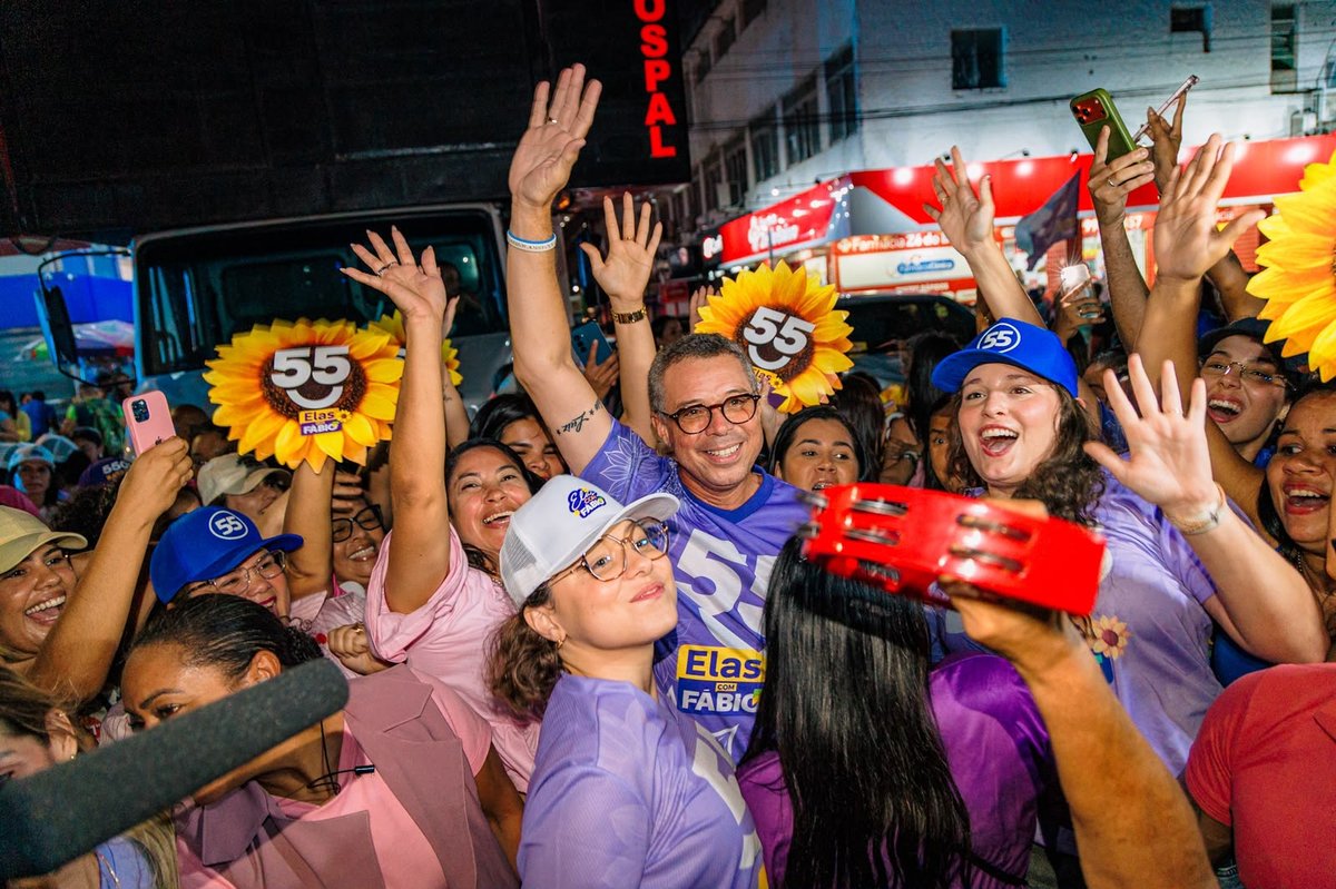 Caminhada Elas com Fábio reúne mulheres no Centro de Aracaju