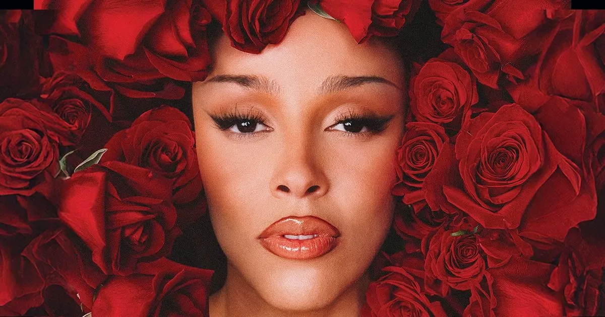Doja Cat admite uso de drogas na era 'Amala' e defende diálogo público