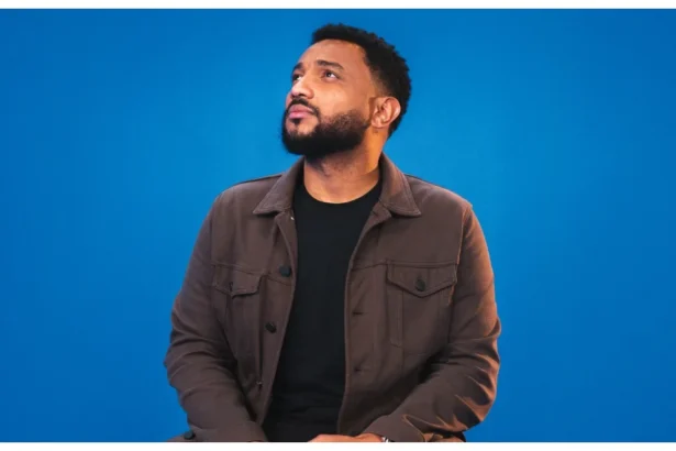 Eli Soares alcança 9ª indicação ao Grammy Latino com álbum ao vivo
