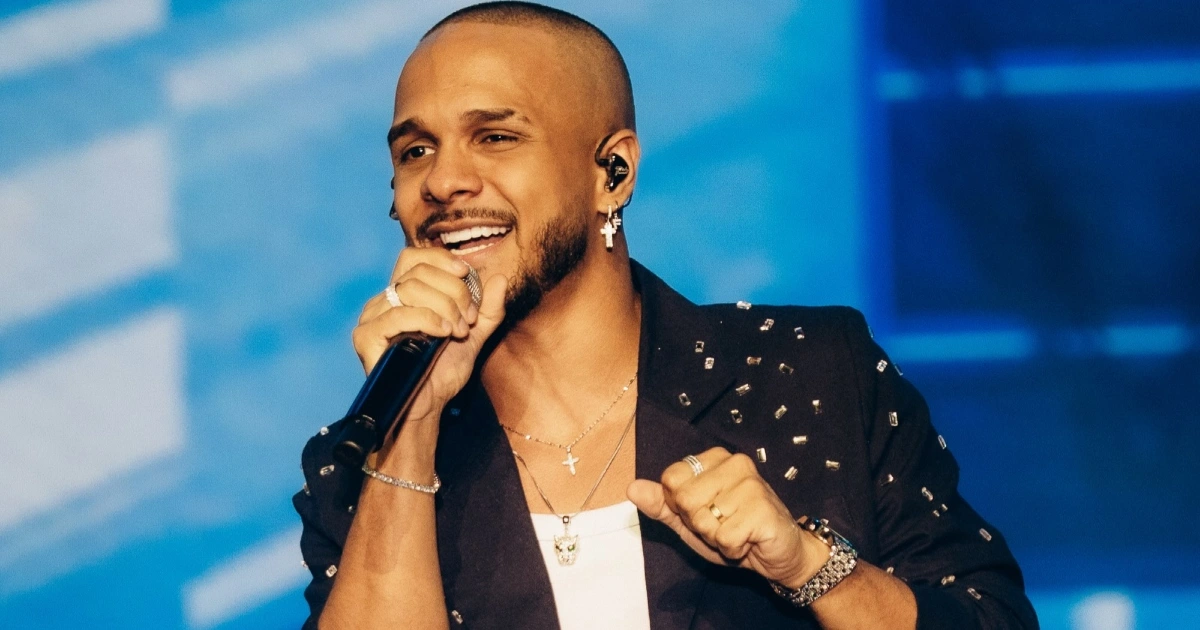 Fabinho lança DVD com 20 faixas e participação de Tiee