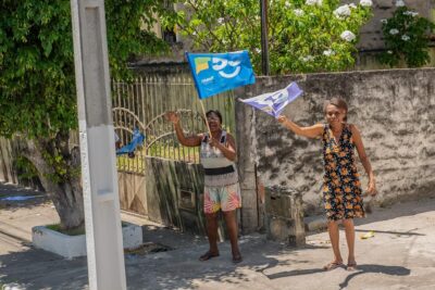 Movimento da carreata em via da capital sergipana