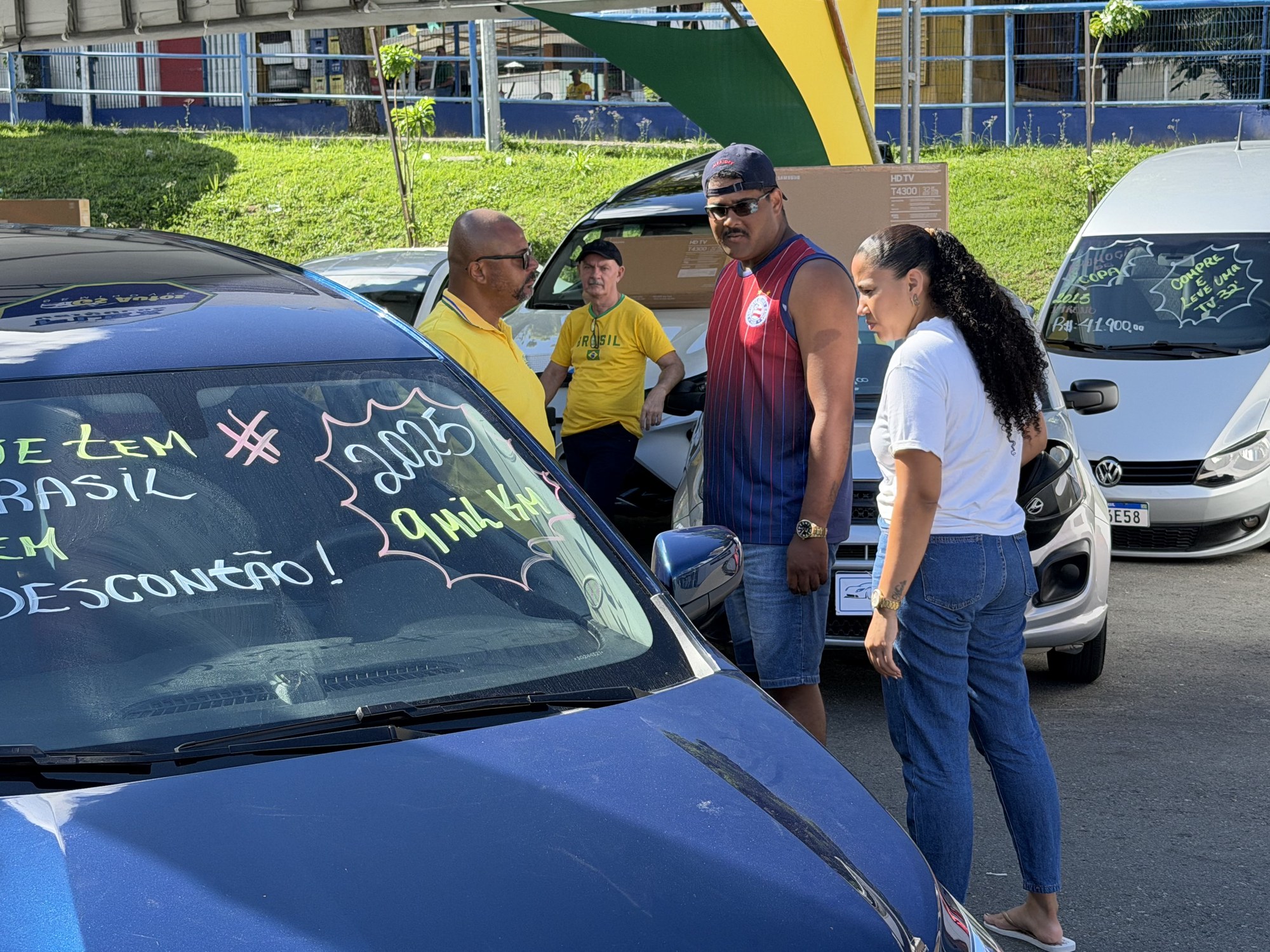 Feirão Gigantes de Sergipe, no estacionamento do Assaí Atacadista, em Aracaju