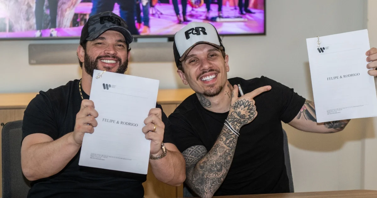 Felipe e Rodrigo fecham contrato com Warner Music Brasil em Nashville