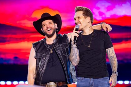 Felipe e Rodrigo gravam DVD lotado em Brasília para 10 mil fãs