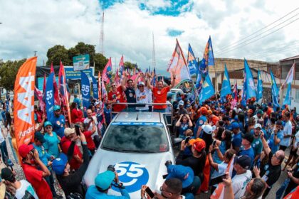 Minicarreata do governador Fábio Mitidieri em Aracaju