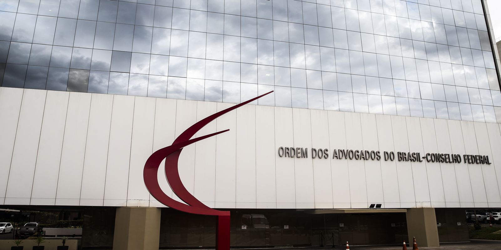 Geraldo Alckmin amplia diretoria da OAB com nova lei