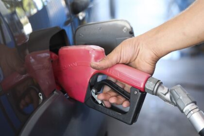 Governo preserva subsídio de R$ 2,12 por litro do diesel