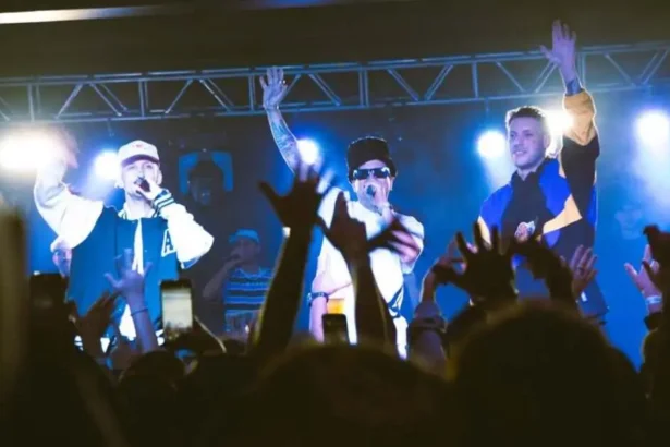 Haikaiss reúne antigos parceiros em show esgotado em São Paulo