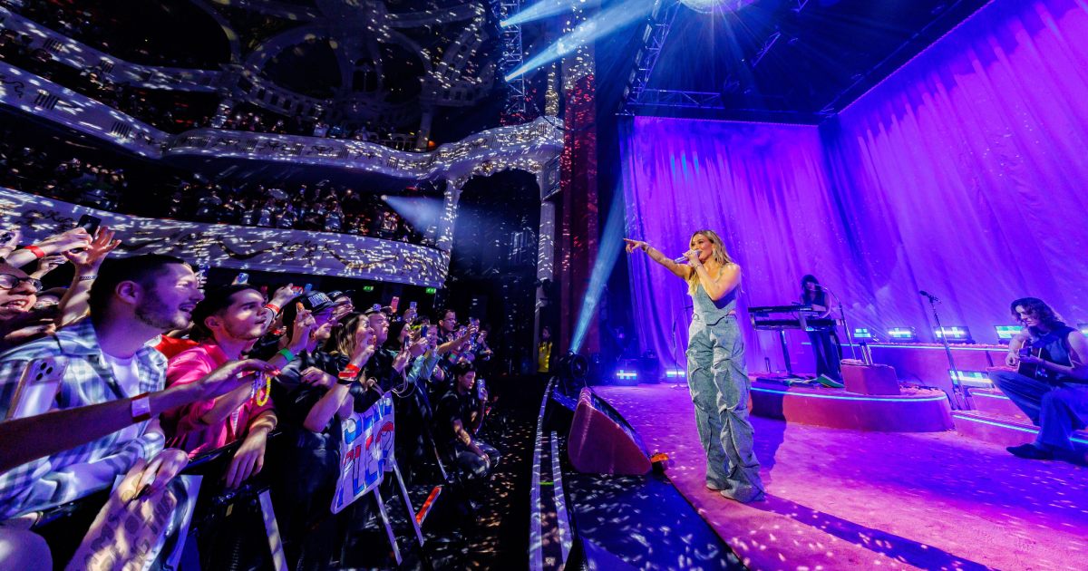 Hilary Duff volta a São Paulo com show em 13 de agosto de 2027