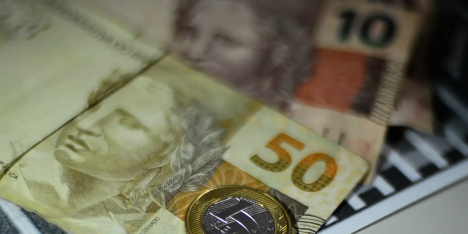 IBC-Br recua 0,2% em julho; agropecuária e indústria freiam avanço