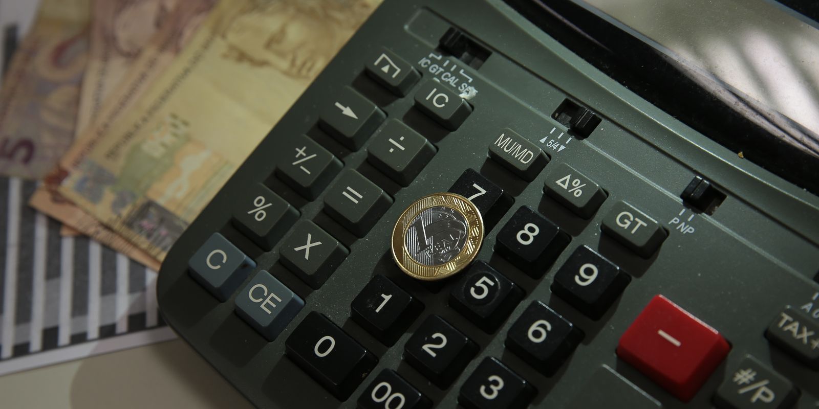 IPCA-15 sobe 0,70% em setembro; energia elétrica acelera alta