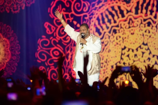 Ivete Sangalo, Duda Beat e outras celebram Arlindo Cruz em EP