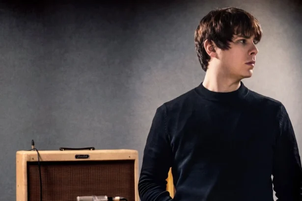 Jake Bugg lança 'Alamo' e volta às raízes folk e country