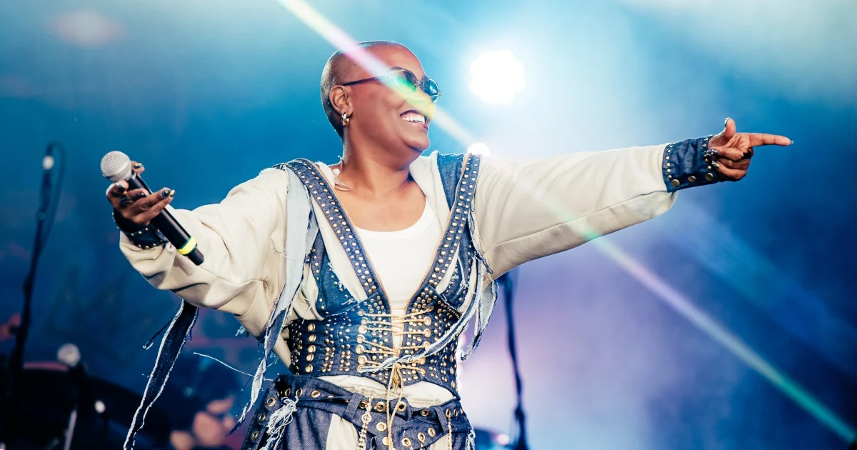 Kynnie revela novo significado de 'Linda, Chique, Sexy e Braba' após Rock in Rio