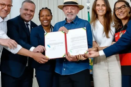 Lula institui diretrizes permanentes para o futebol feminino
