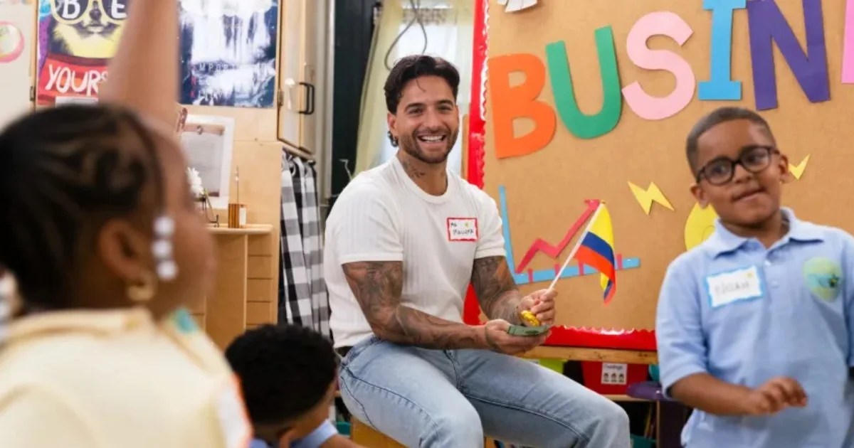 Maluma ensina empreendedorismo e relembra venda de sanduíches