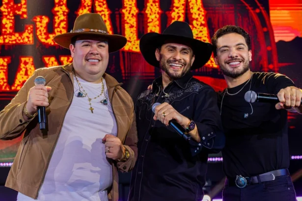 Mano Walter lança clipe 'Love Interestelar' com Wesley Safadão e Rey Vaqueiro