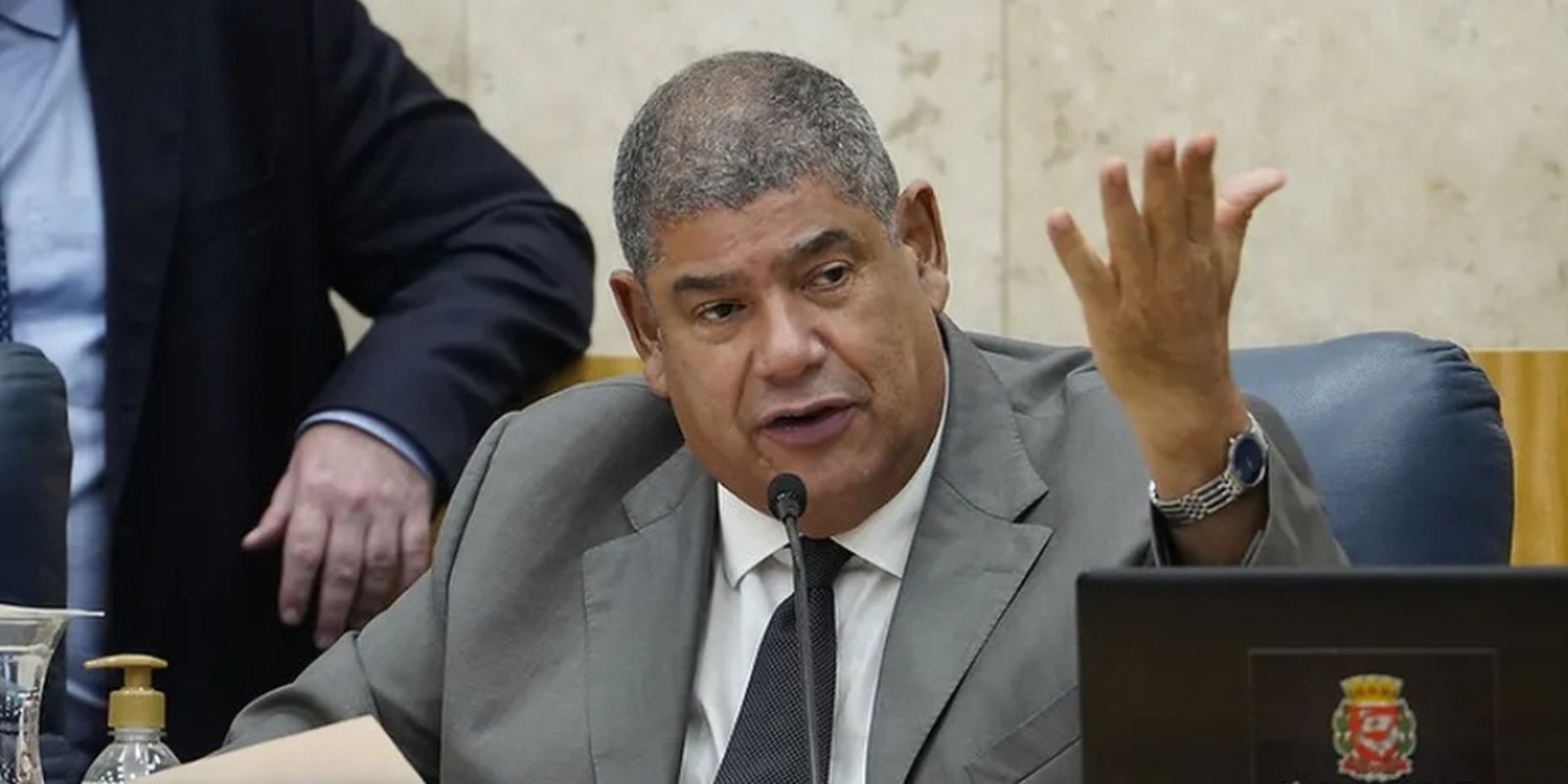Milton Leite se entrega à polícia em operação que apura PCC