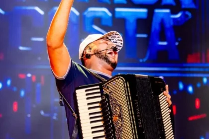 Patrick Costa lança 'Farra do Patrick 2' com Henrique & Juliano e Rey Vaqueiro