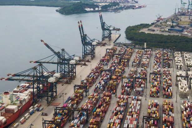 Preços elevados impulsionam exportações brasileiras aos EUA em agosto