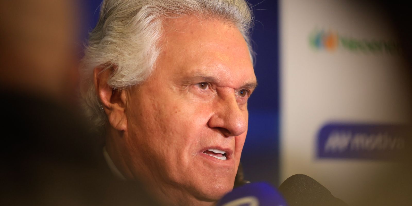 Ronaldo Caiado recebe tratamento hospitalar em SP por faringite aguda
