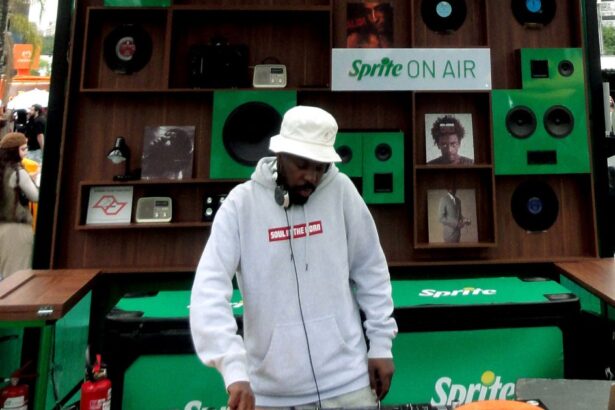 Sprite On Air ocupa Memorial com vinis e DJ sets no Coala Festival