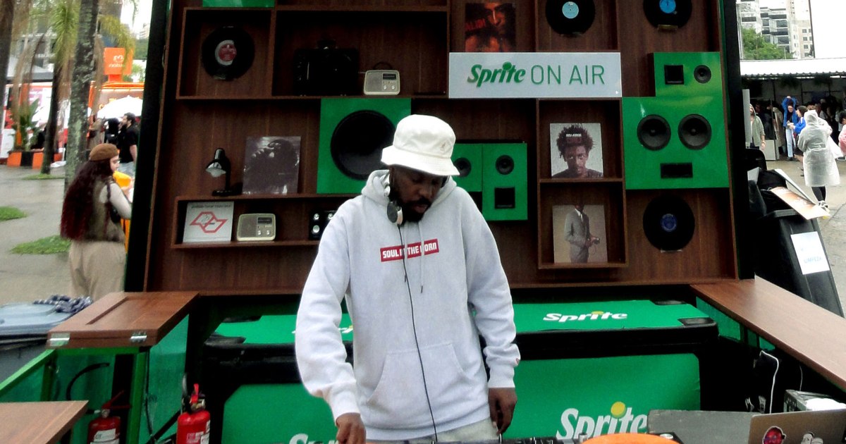 Sprite On Air ocupa Memorial com vinis e DJ sets no Coala Festival