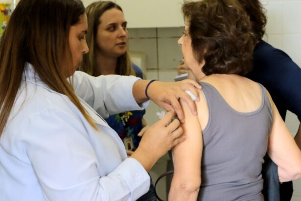 SUS libera Pneumo 20 para idosos de 85 anos ou mais