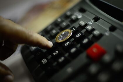 Tesouro registra alta da dívida em agosto apesar de resgates