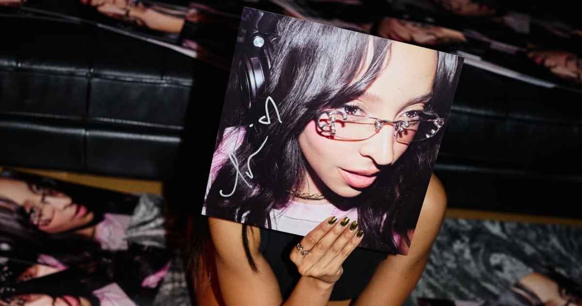 Tinashe coloca a música negra no centro do pop com 'POPSTAR'