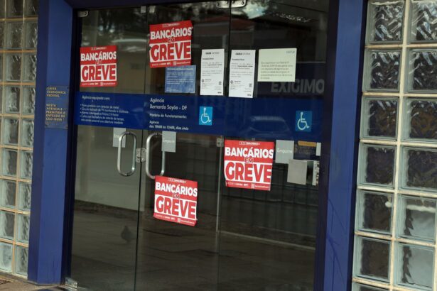 TST mantém 60% dos funcionários da Caixa em atividade durante greve