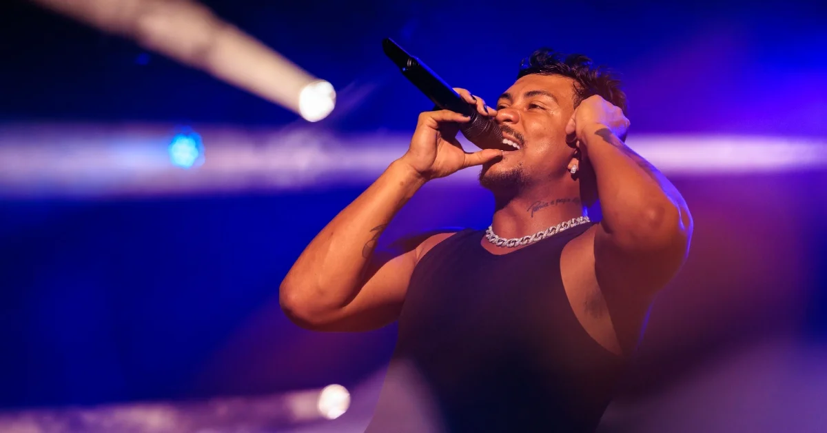 Xamã lidera Poesia Acústica no show de 10 anos do Festival Zepelim