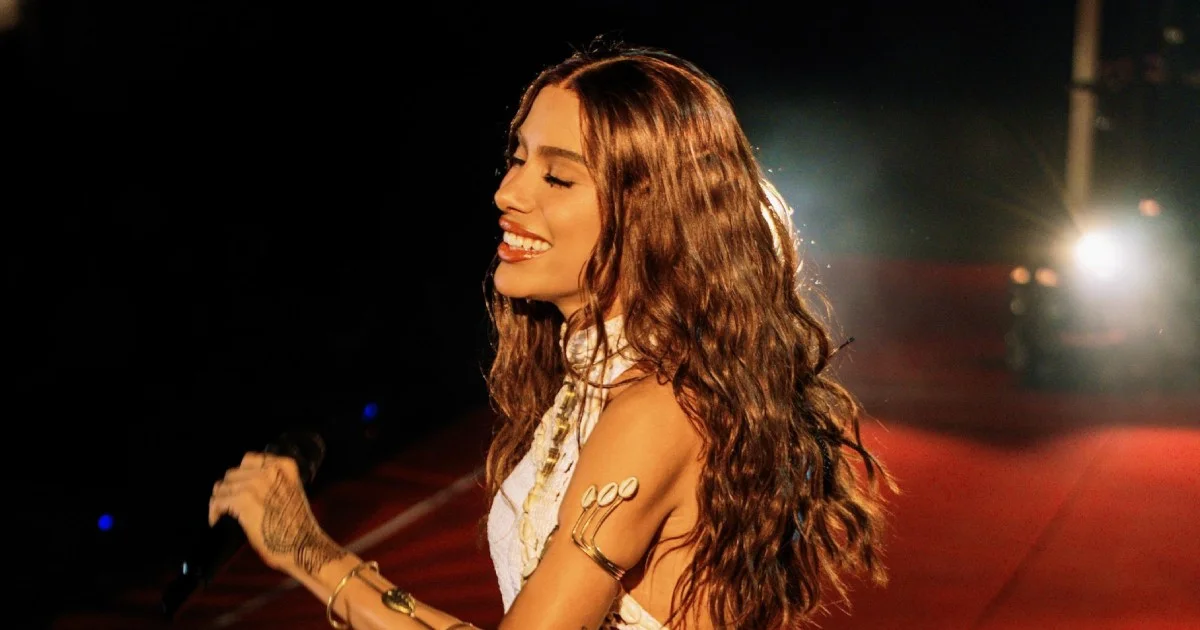 Anitta mantém convicções e enfrenta críticas por sua autenticidade