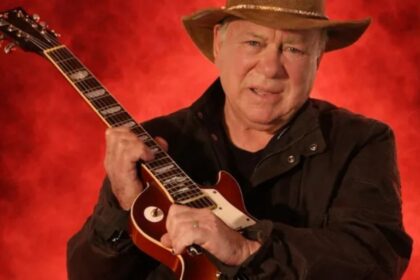 Aos 95, William Shatner sobe ao palco do heavy metal em Chicago