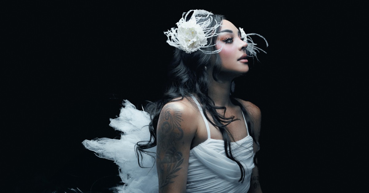 Pabllo Vittar estreia 'LOST IN LUST' com 12 faixas em inglês e espanhol